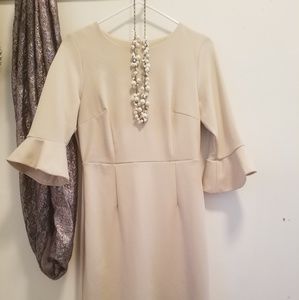 Dresses - NWT womens dress size 6 Dresses - NWT womens dress size 6